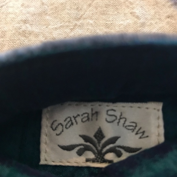 Velvet Handbag with Pearls - NWOT - Picture 4 of 4